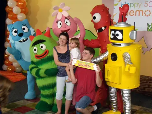 Yo Gabba Gabba and Memorex Dancey Dance Video Contest