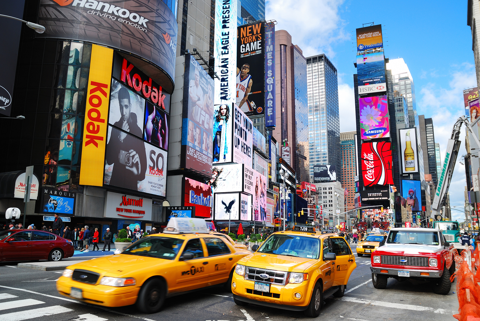 Times square. Таймс-сквер Манхэттен. Нью-Йорк улица Таймс сквер. Лос Анджелес Таймс сквер. Площадь Таймс-сквер.