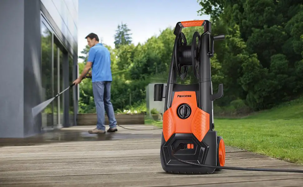 Enter for your chance to win an Electric Pressure Washer valued at $170. A power pressure washer would be great to clean your dad's car and it make a great Father’s day present.