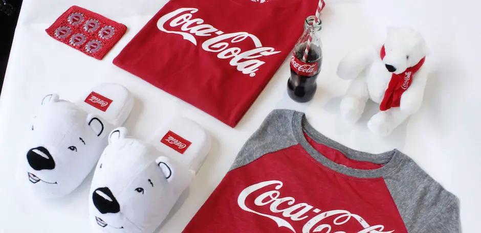 500 WINNERS! Play the new Coca-Cola instant win game for your chance to win a customized Coca-Cola t-shirt from cokestore.com