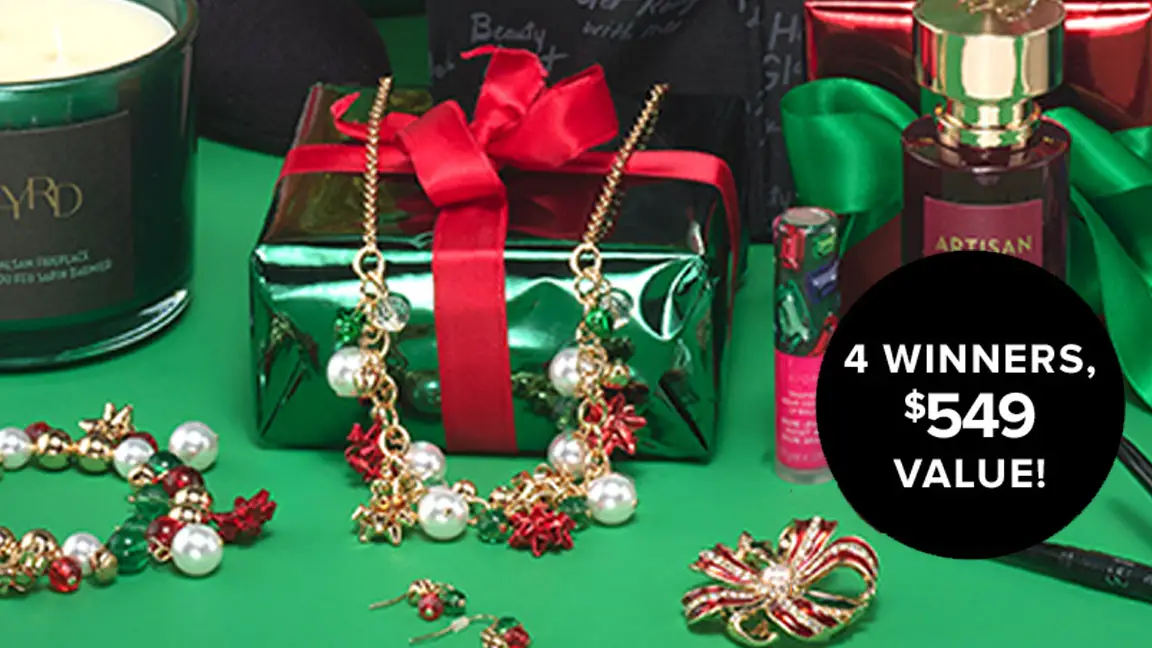 Light up the holidays with Avon's brilliant prizes from festive décor to glam makeup and dazzling jewelry. There will be four lucky winners. Each prize pack is valued at over $500 #giveawayalert